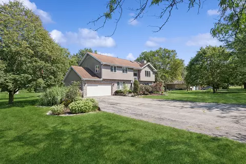 1540 Bellechase Dr, New Lenox, IL 60451