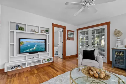 Living - 620 E Benton Ave, Naperville, IL 60540 photo 2 of 2