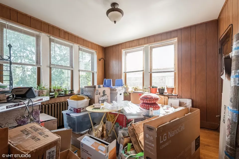 Other - 5917 N Virginia Ave, Chicago, IL 60659 photo 3 of 11