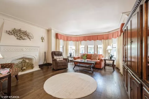 Living - 5917 N Virginia Ave, Chicago, IL 60659 photo 1 of 5