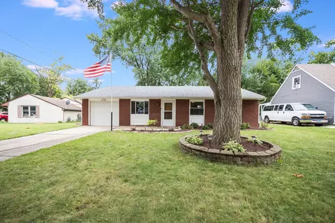 105 Allison Ct, Bolingbrook, IL 60440