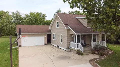 974 Fillebrowne St, Marseilles, IL 61341