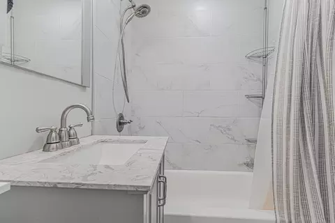 837 Valley Stream Dr #D, Wheeling, IL 60090 photo 9