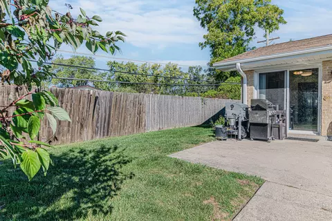 837 Valley Stream Dr #D, Wheeling, IL 60090 photo 10