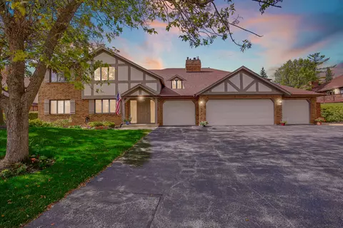 13158 Oak Hills Pkwy #2A, Palos Heights, IL 60463