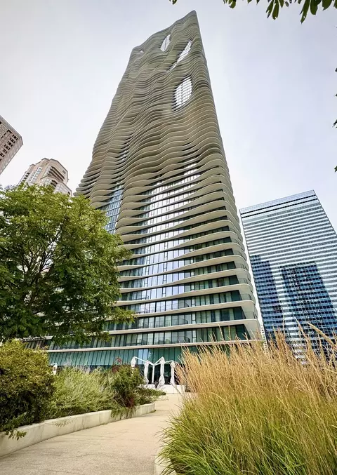 225 N Columbus Dr #7603, Chicago, IL 60601