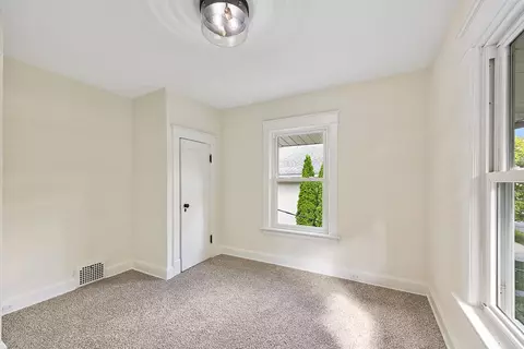Bedroom - 909 S Fell Ave, Normal, IL 61761 photo 6 of 6