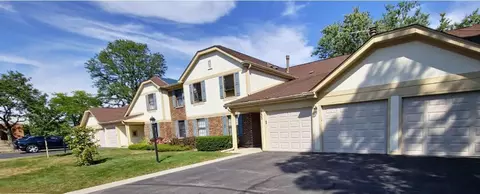 733 Plum Tree Ct #D1, Wheeling, IL 60090