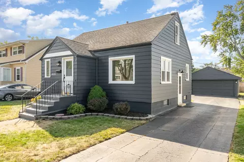 Exterior - 18020 Escanaba Ave, Lansing, IL 60438 photo 3 of 7