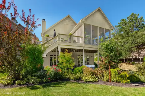 5814 Wild Plum Rd, Crystal Lake, IL 60014