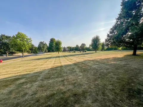 Other - 2136 Peach Tree Ln, Algonquin, IL 60102 photo 2 of 3