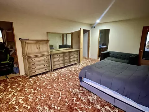 Bedroom - 1730 Sheffer Rd, Aurora, IL 60502 photo 2 of 5