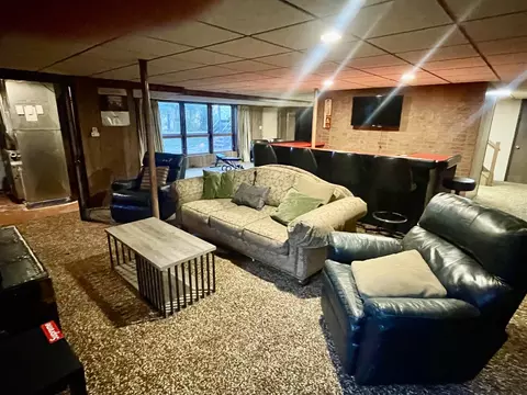 Living - 1730 Sheffer Rd, Aurora, IL 60502 photo 8 of 10