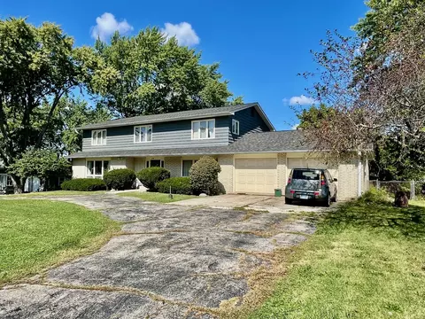 Exterior - 1730 Sheffer Rd, Aurora, IL 60502 photo 3 of 8