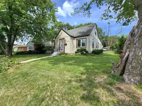 3301 Parkside Ave, Rockford, IL 61101