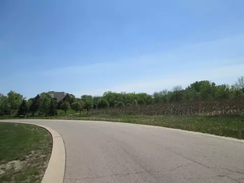2 Jennifer Ct, Barrington Hills, IL 60010