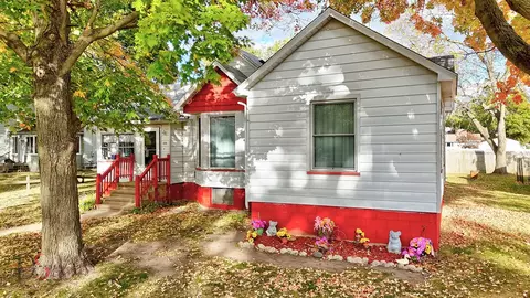 220 S Main St, Seneca, IL 61360 photo 3