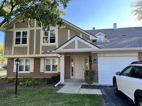 207 Coventry Cir #207, Vernon Hills, IL 60061