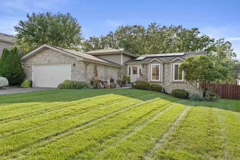 3686 Ronald Rd, Crete, IL 60417