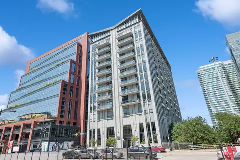 740 W Fulton St #1401, Chicago, IL 60661