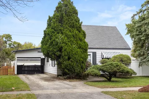 6948 W 96th St, Oak Lawn, IL 60453