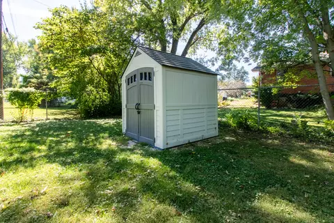 Exterior - 25 Lateer Dr, Normal, IL 61761 photo 8 of 8