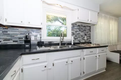 Kitchen - 25 Lateer Dr, Normal, IL 61761 photo 2 of 3