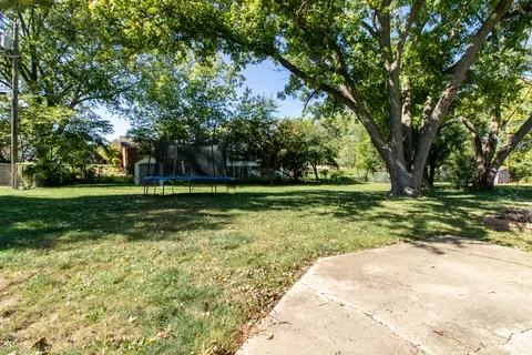 Exterior - 25 Lateer Dr, Normal, IL 61761 photo 5 of 8