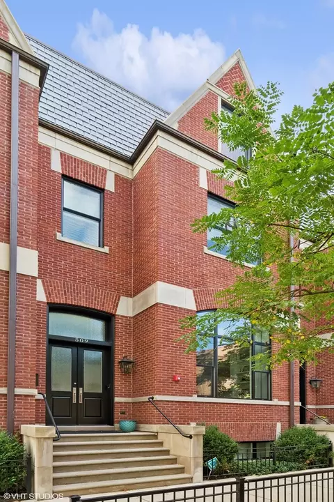 509 W Menomonee St, Chicago, IL 60614