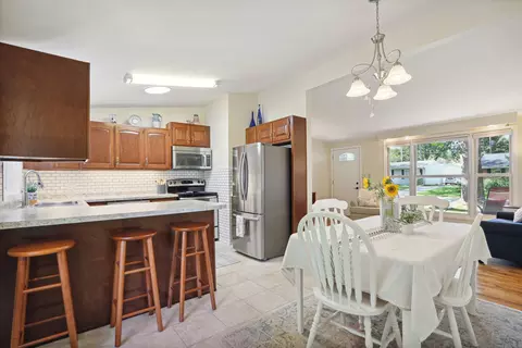 Kitchen - 1916 Clover Ln, Champaign, IL 61821 photo 1 of 4