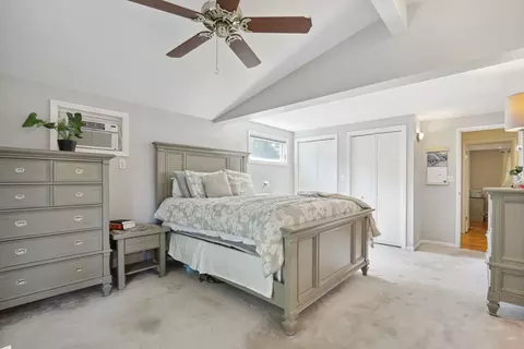 Bedroom - 1916 Clover Ln, Champaign, IL 61821 photo 2 of 4