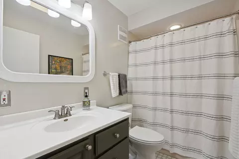 Bath - 1916 Clover Ln, Champaign, IL 61821 photo 2 of 2