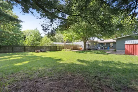 Exterior - 1916 Clover Ln, Champaign, IL 61821 photo 11 of 11