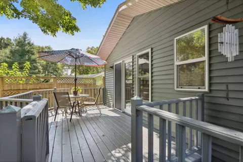 Exterior - 1916 Clover Ln, Champaign, IL 61821 photo 6 of 11