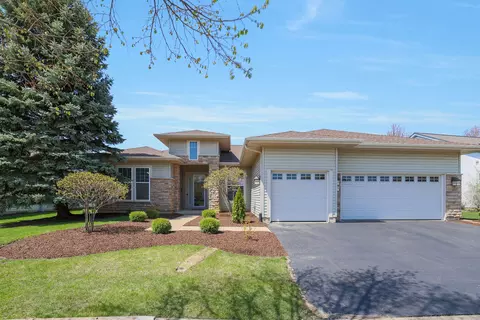 13087 Stone Creek Ct, Huntley, IL 60142