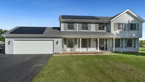 5352 Misty Morning Dr, Rockford, IL 61109