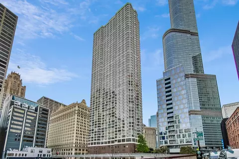 405 N Wabash Ave #4302, Chicago, IL 60611