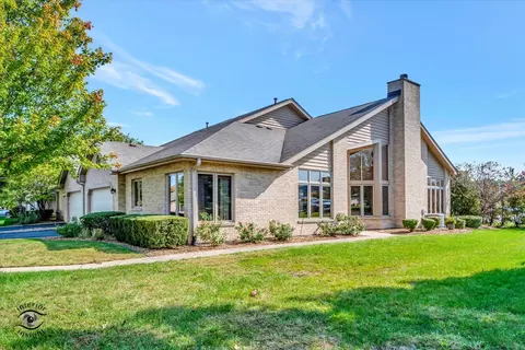 30 S Bay Rd, Palos Heights, IL 60463