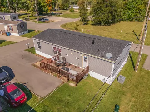 1 Melissa Dr, Bloomington, IL 61704 photo 2
