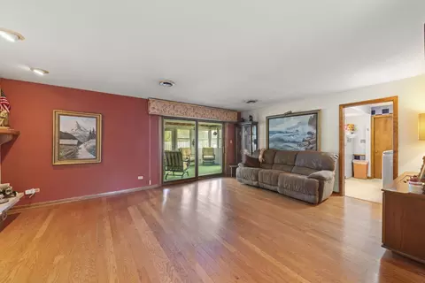 8415 S County Line Rd, Burr Ridge, IL 60527 photo 19