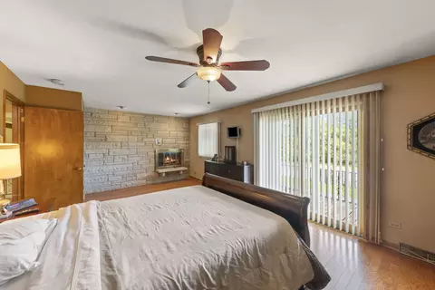 8415 S County Line Rd, Burr Ridge, IL 60527 photo 11