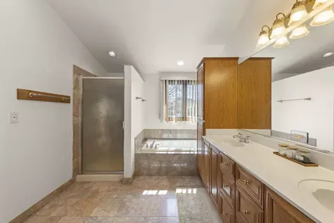8415 S County Line Rd, Burr Ridge, IL 60527 photo 17
