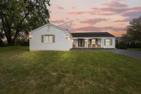 19 W262 Grammercy Ln, Lombard, IL 60148