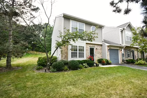 1212 N Village Dr #1212, Round Lake Beach, IL 60073