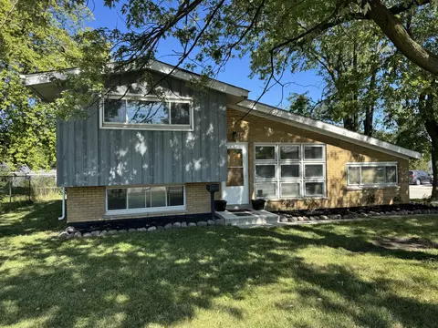 11324 W Grand Ave, Melrose Park, IL 60164
