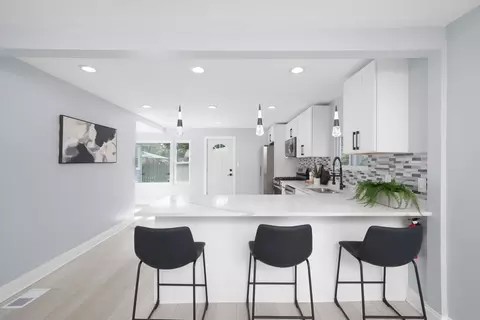 Kitchen - 3001 Nottingham Ave, Markham, IL 60428 photo 1 of 5