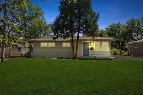 Exterior - 3001 Nottingham Ave, Markham, IL 60428 photo 4 of 7