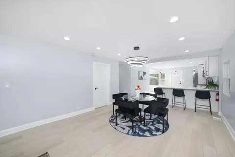Dining - 3001 Nottingham Ave, Markham, IL 60428 photo 5 of 6