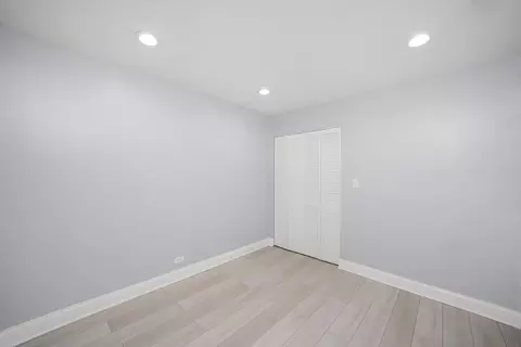 Bedroom - 3001 Nottingham Ave, Markham, IL 60428 photo 6 of 7
