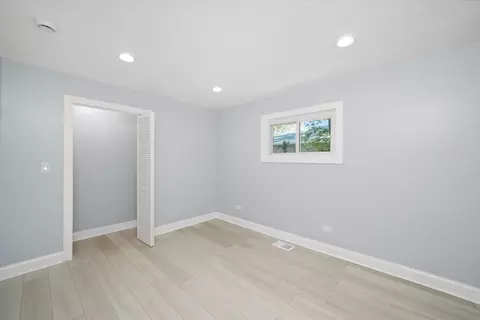Bedroom - 3001 Nottingham Ave, Markham, IL 60428 photo 4 of 7
